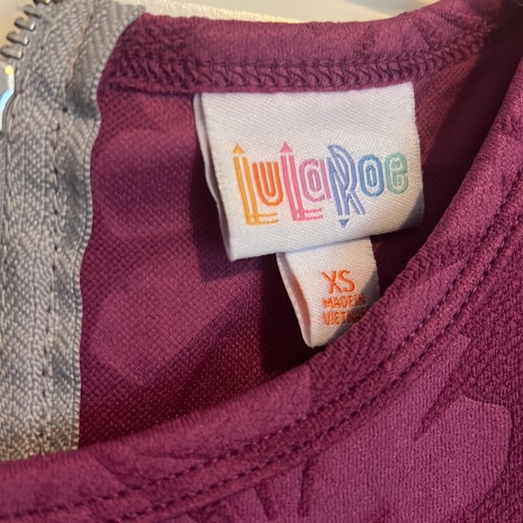 Lularoe  XSmall Amelia dress exposed zipper NEW floral design - Picture 2 of 8